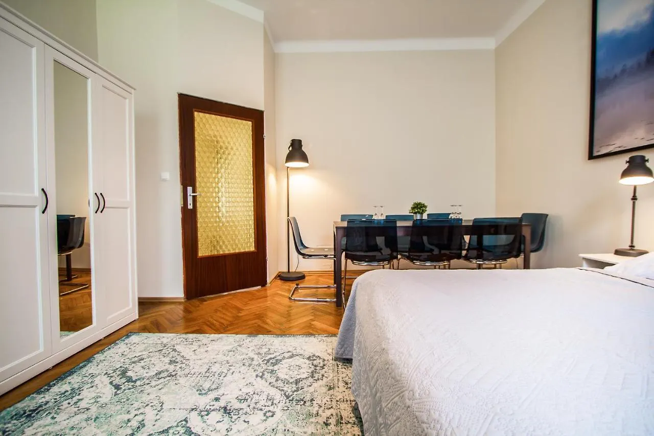 Apartment Enenkelstrasse Wien