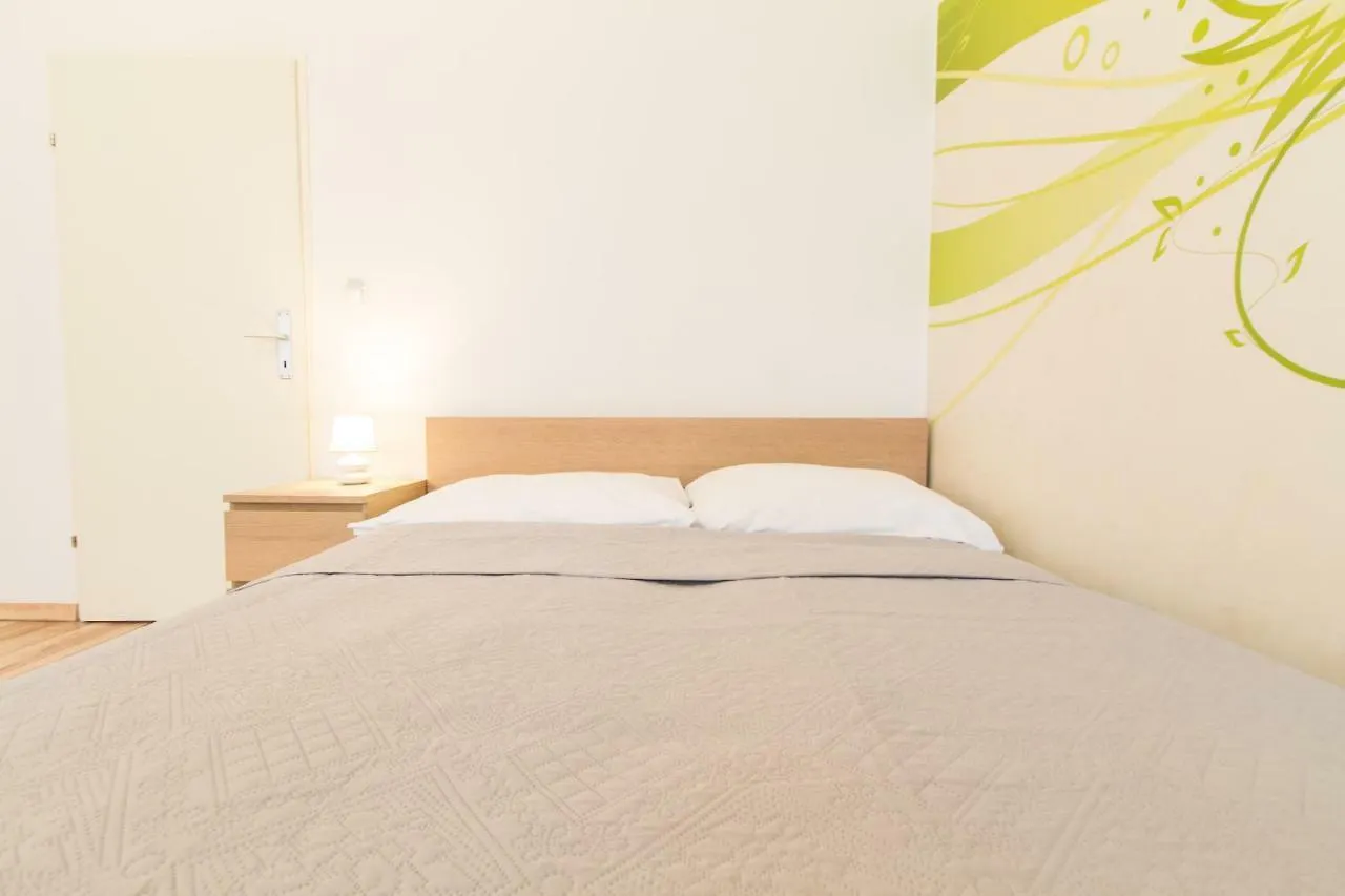 Apartment Enenkelstrasse Viena Austria