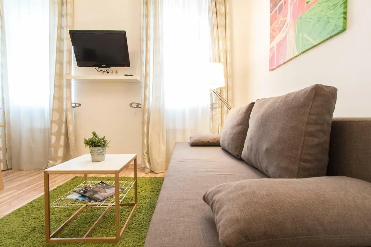 Apartment Enenkelstrasse Viena 0*,  Austria