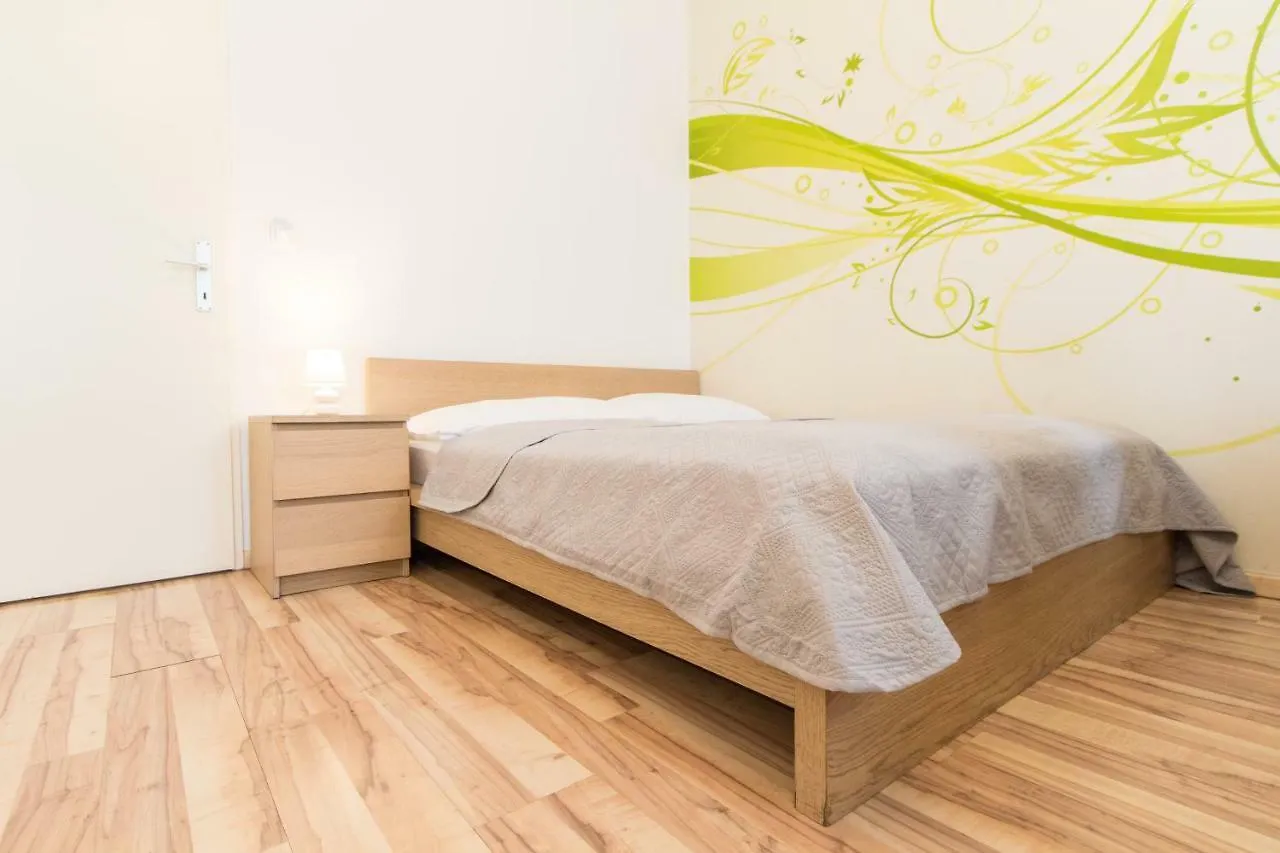 Apartment Enenkelstrasse Viena Austria