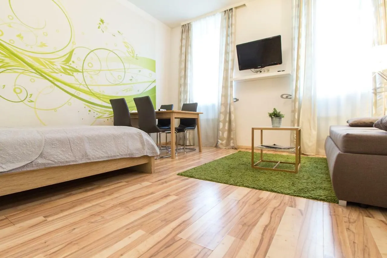Apartment Enenkelstrasse Viena 0*,