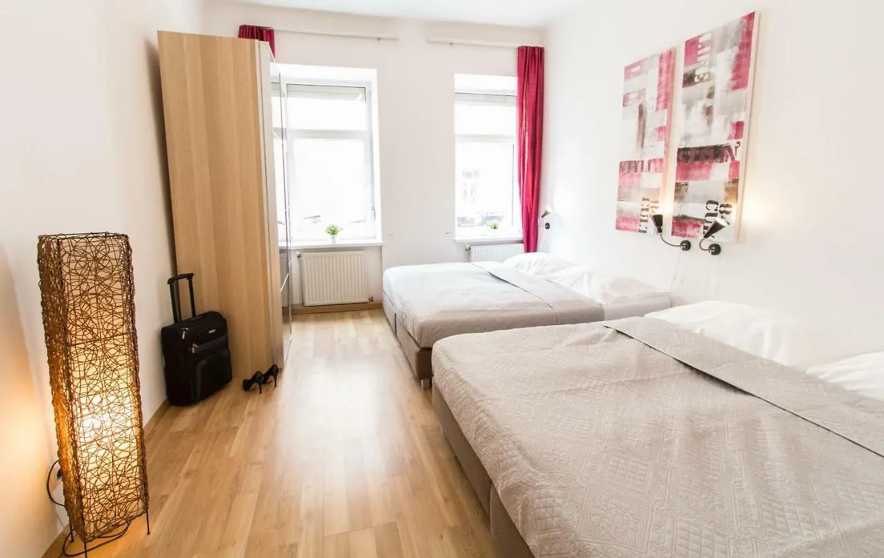 Apartment Enenkelstrasse Vienna