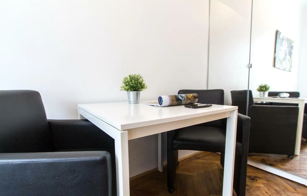 Apartment Enenkelstrasse Vienna